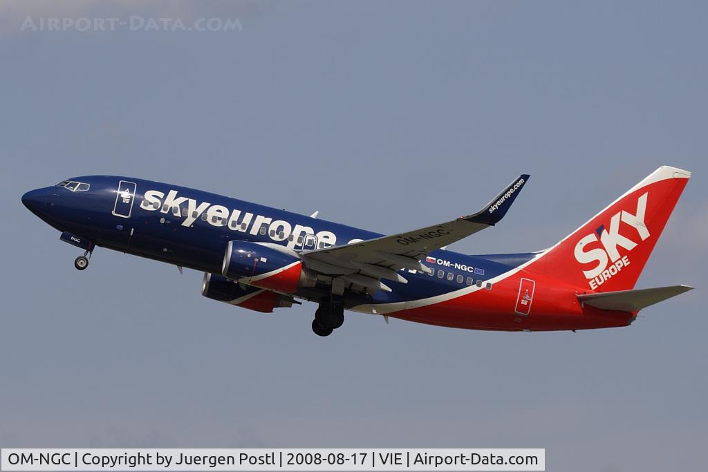 OM-NGC, 2006 Boeing 737-76N C/N 32696, Boeing 737-76N