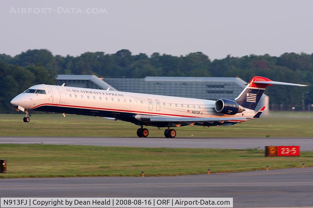 N913FJ, 2004 Bombardier CRJ-900ER (CL-600-2D24) C/N 15013, US Airways Express (operated by Mesa Airlines) N913FJ (FLT ASH2665) departing RWY 5 enroute to Charlotte/Douglas Int'l (KCLT).