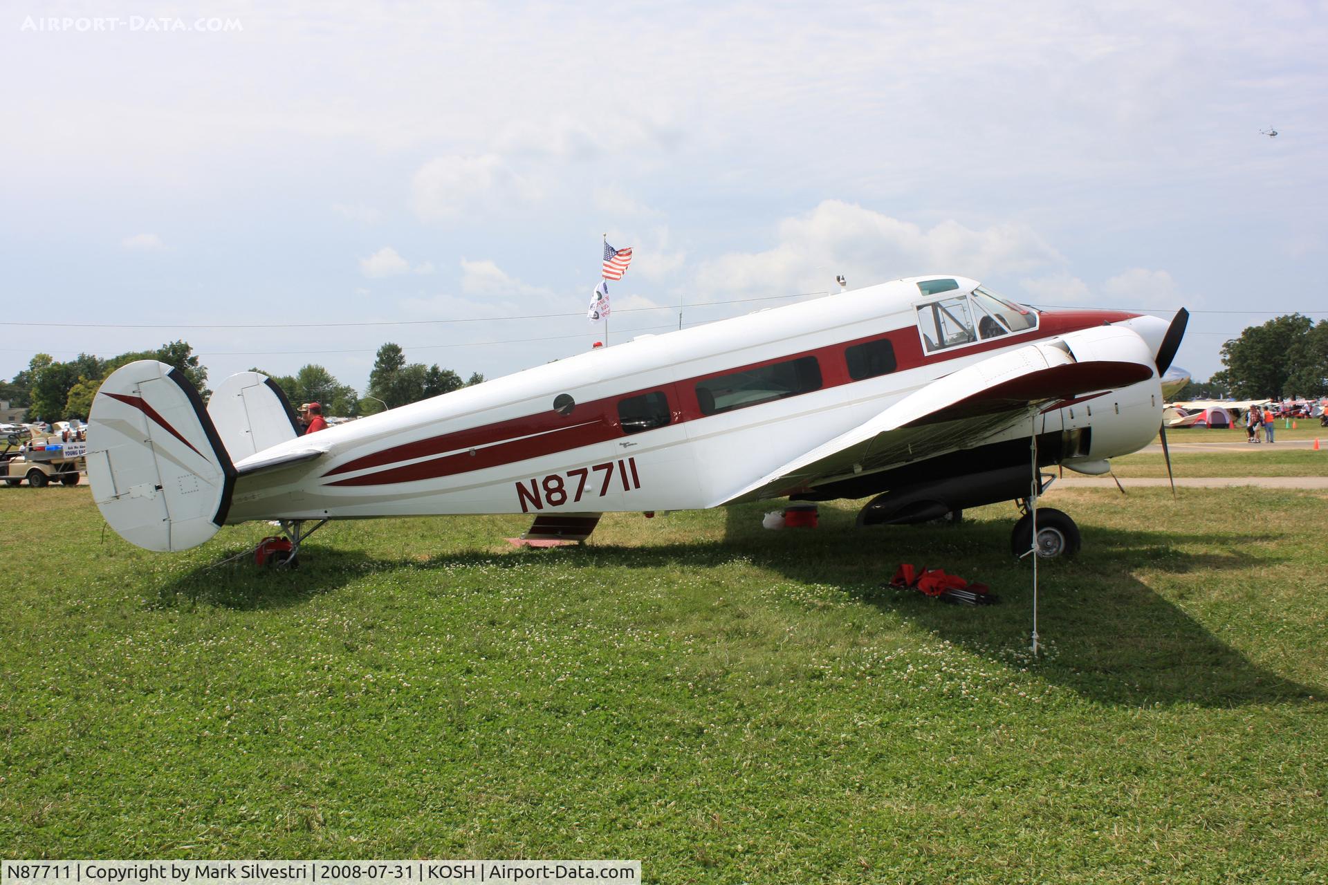 N87711, 1963 Beech H-18 C/N BA-650, Oshkosh 2008