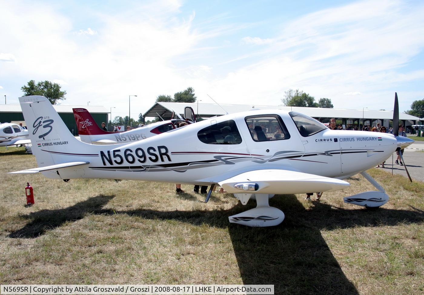 N569SR, 2007 Cirrus SR22 G3 GTS C/N 2496, Kecskemét Air Show / Hungary