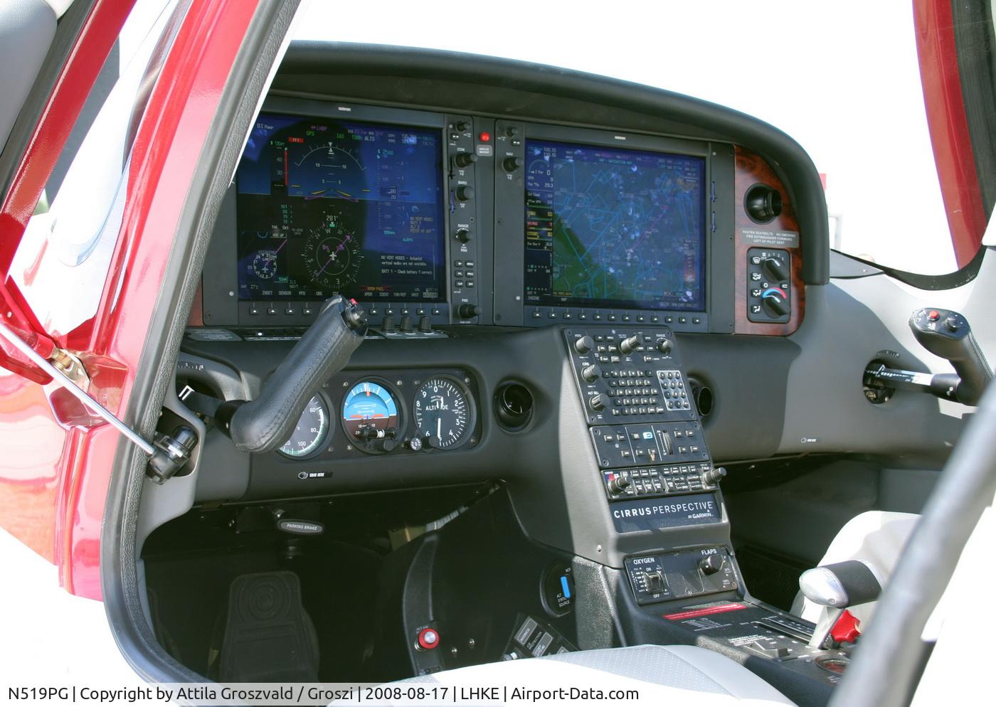 N519PG, 2008 Cirrus SR22 G3 GTSX Perspective C/N 2992, Kecskemét Air Show / Hungary