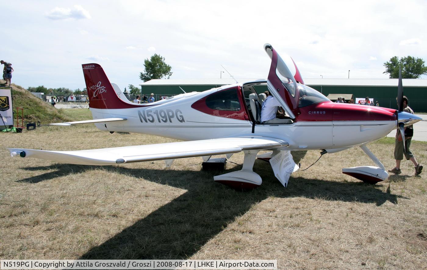 N519PG, 2008 Cirrus SR22 G3 GTSX Perspective C/N 2992, Kecskemét Air Show / Hungary