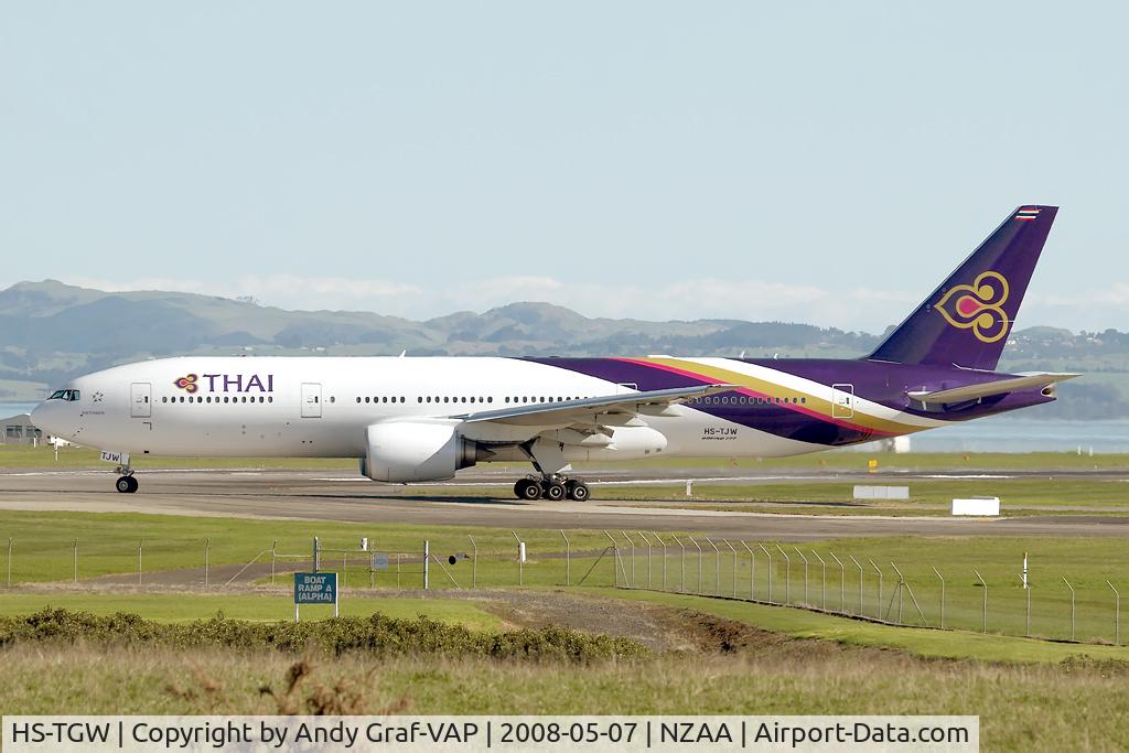 HS-TGW, 1997 Boeing 747-4D7 C/N 27724, Thai International 777-200