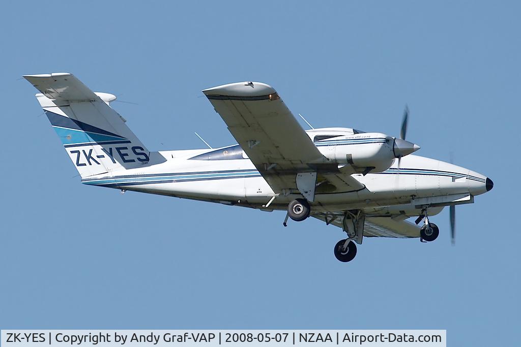ZK-YES, Beech 76 Duchess C/N ME-29, Beech76