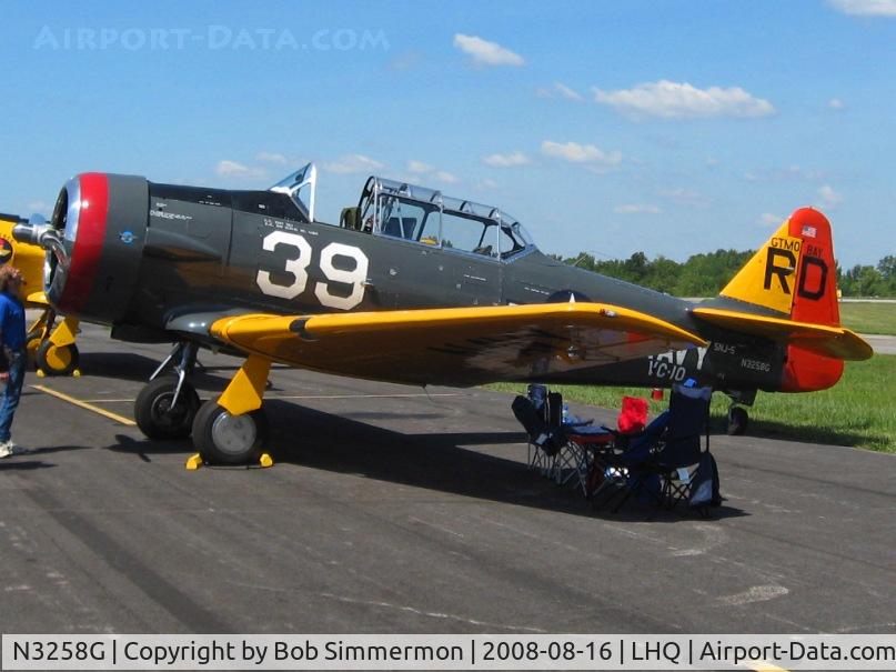 N3258G, North American AT-6D Texan C/N 43839, On display at Wings of Victory airshow - Lancaster, Ohio