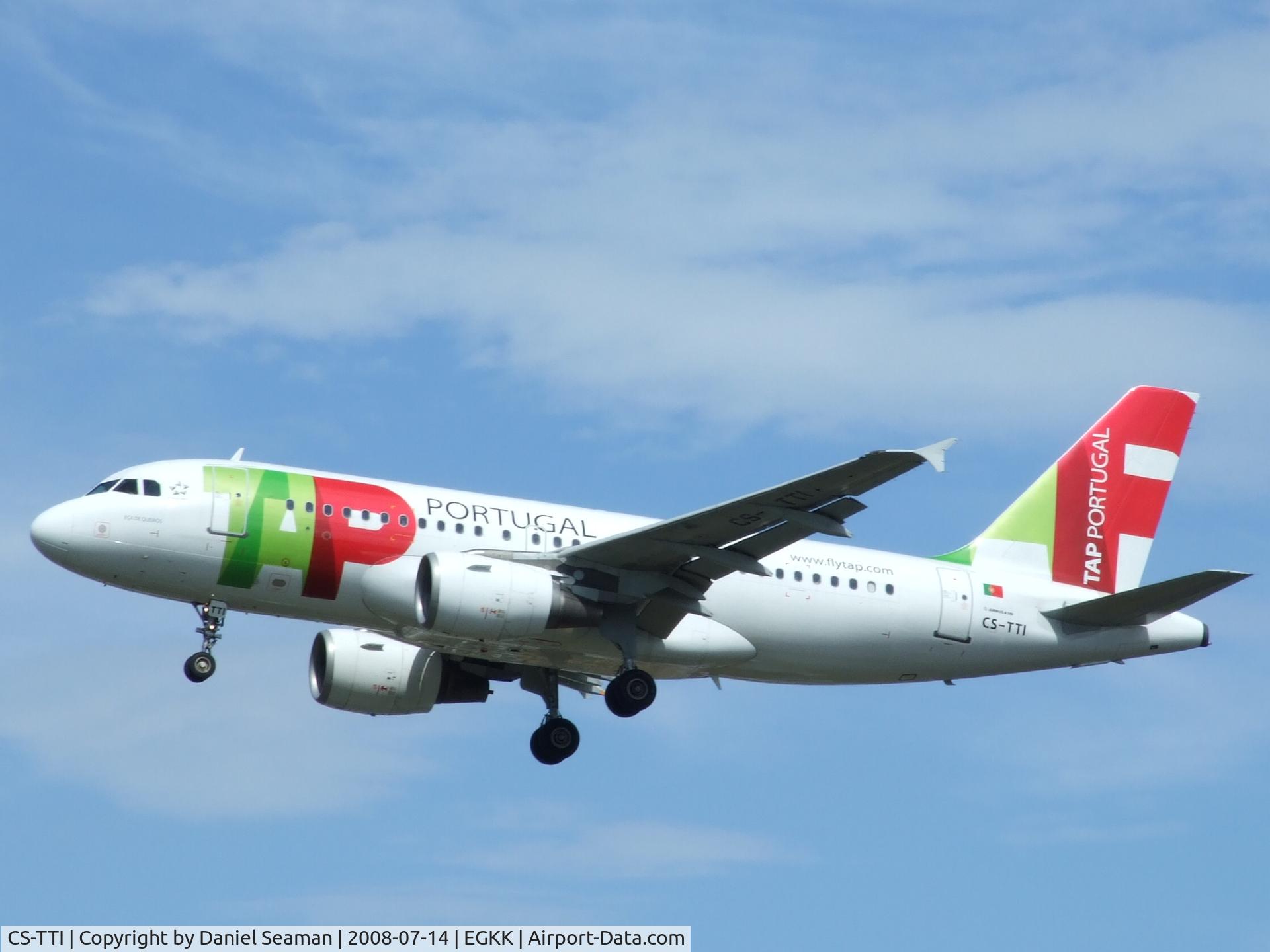 CS-TTI, 1998 Airbus A319-111 C/N 933, the last day of a 2 day trip for me.