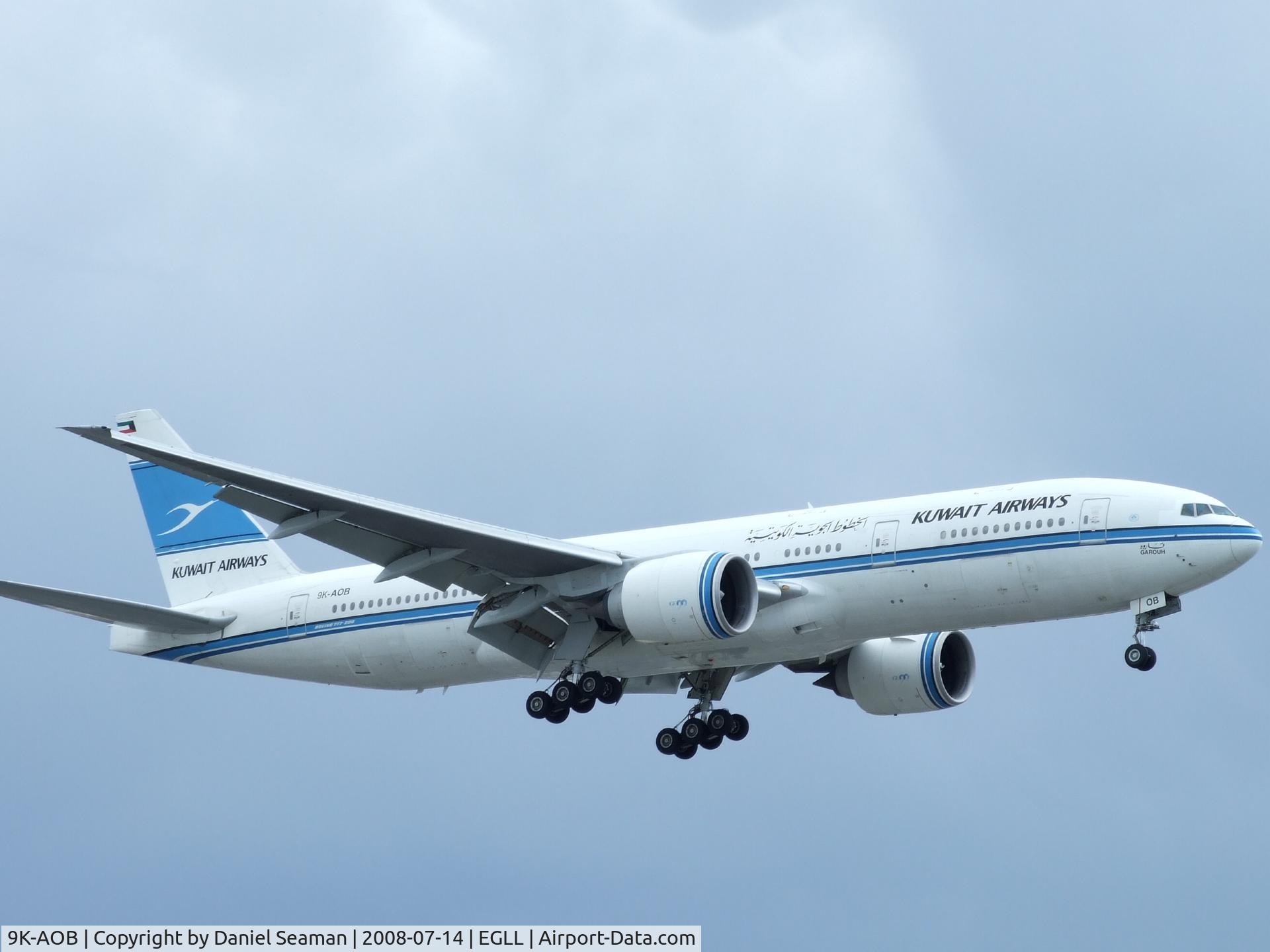 9K-AOB, 1998 Boeing 777-269/ER C/N 28744, the last day of a 2 day trip for me.