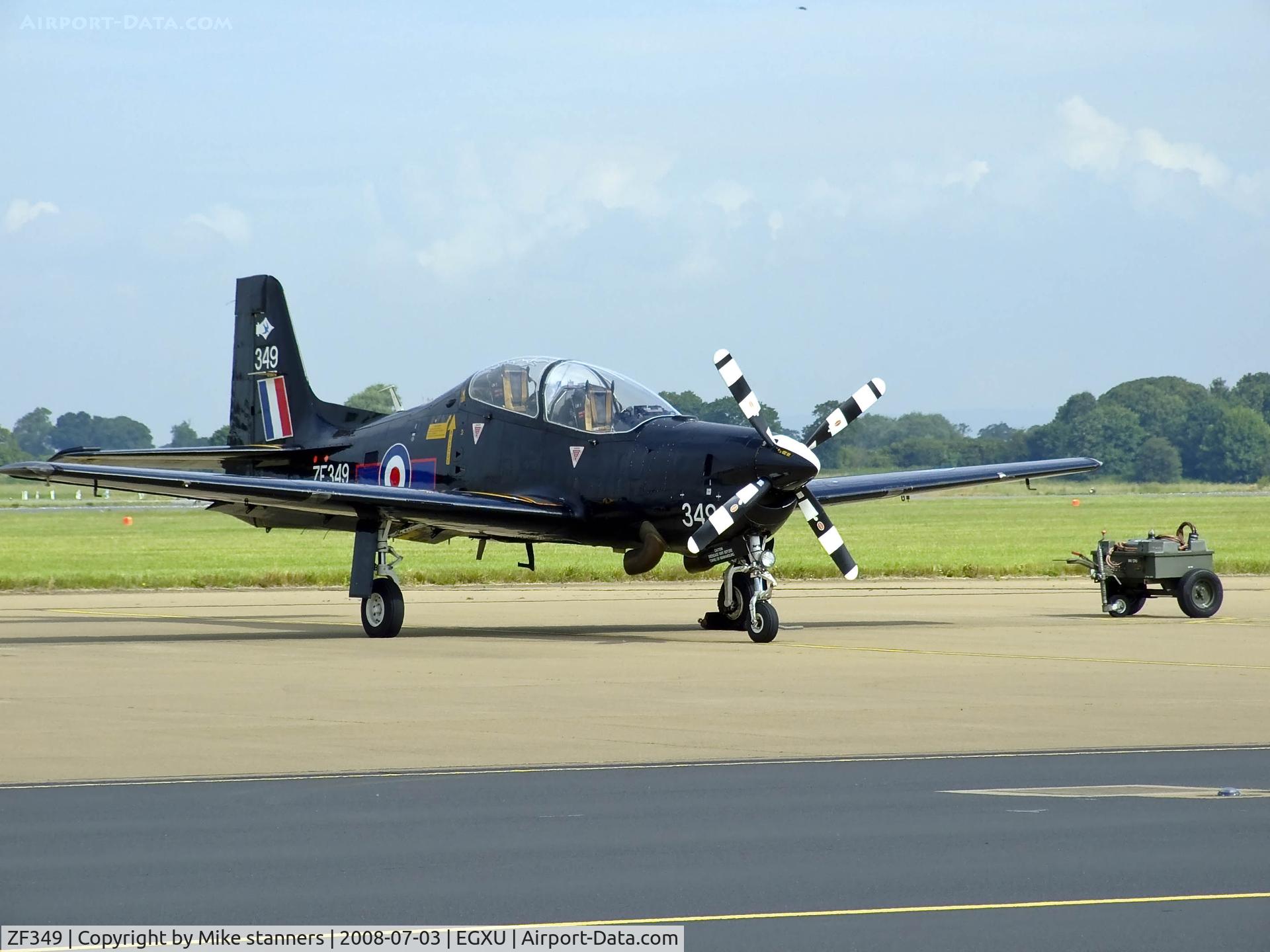ZF349, Short S-312 Tucano T1 C/N S113/T84, Tucano T.1 from 72(R)Sqn on the flightline at its home base