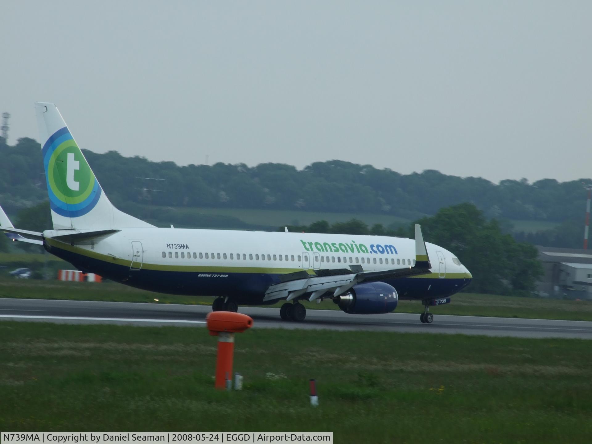 N739MA, 2004 Boeing 737-8Q8 C/N 30670, heineken cup final day!!!