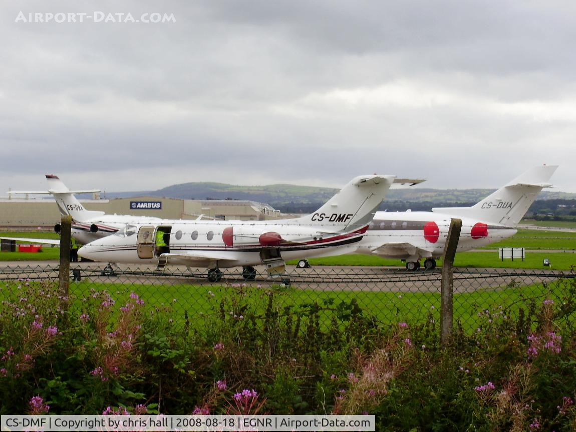 CS-DMF, 2005 Raytheon Hawker 400XP C/N RK-410, NetJets Europe, with Hawker 750 CS-DUA and CS-DRA Hawker 800XP