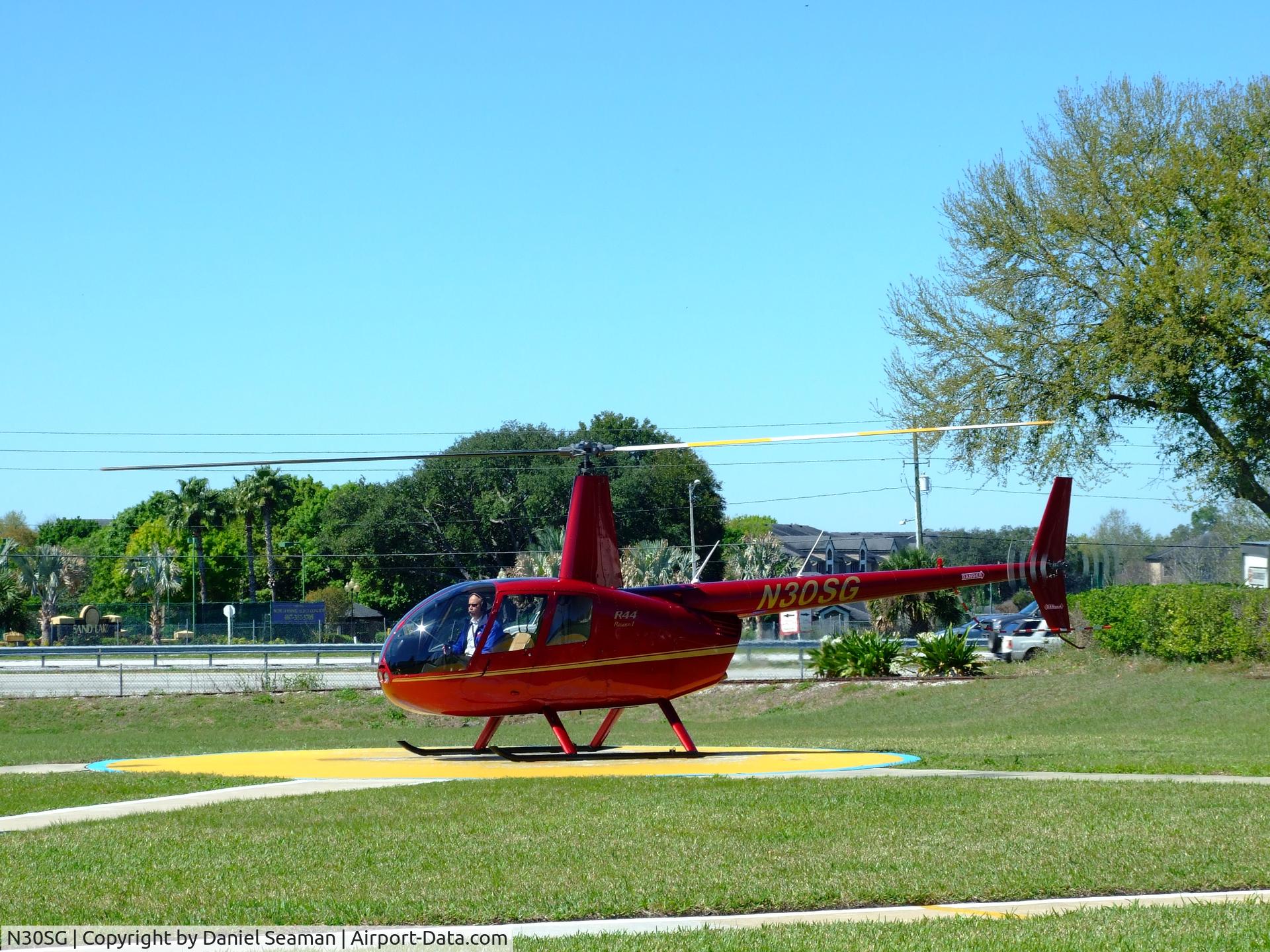 N30SG, 2007 Robinson R44 C/N 1723, along the international drive