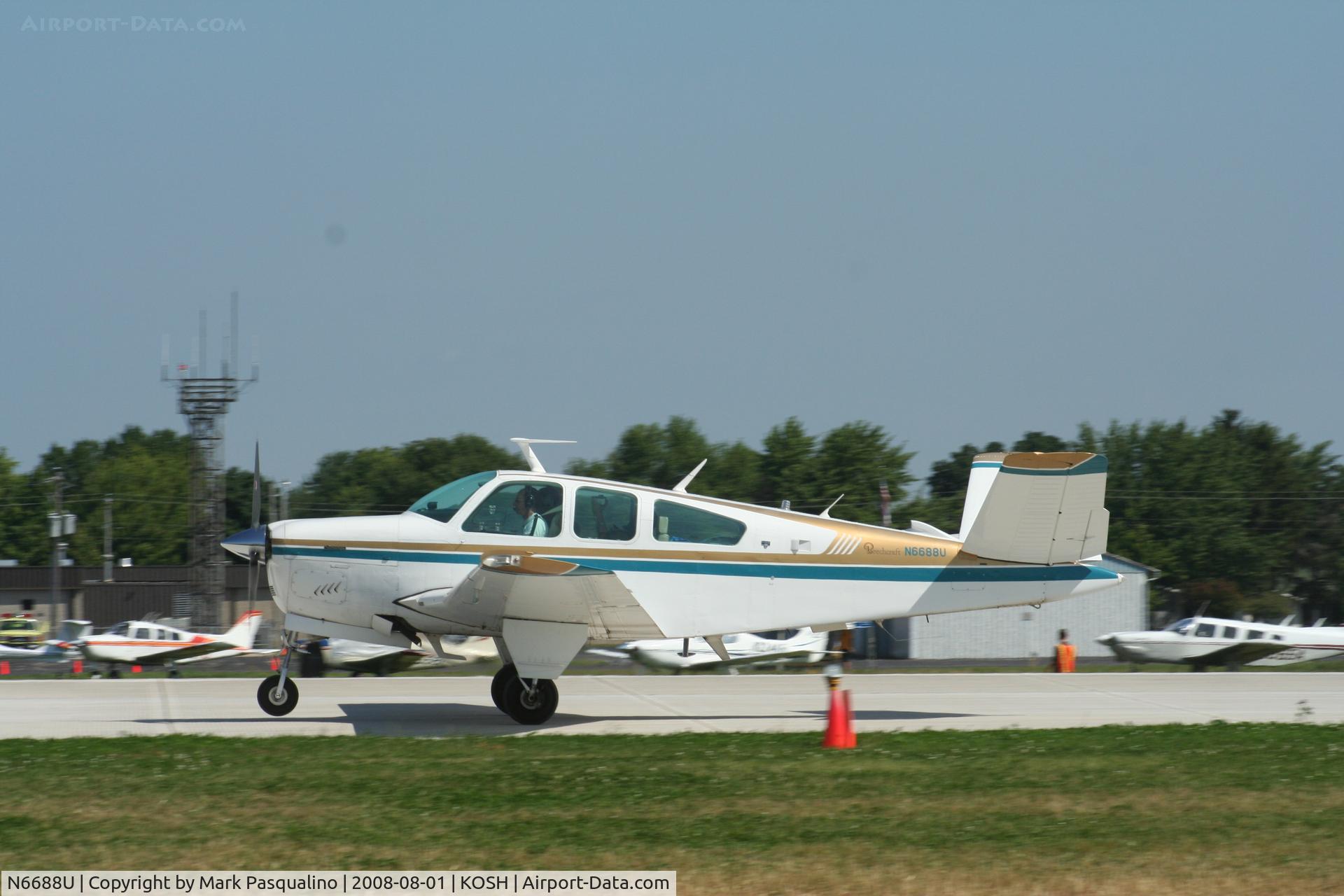 N6688U, 1980 Beech V35B Bonanza C/N D-10320, Beech V35B