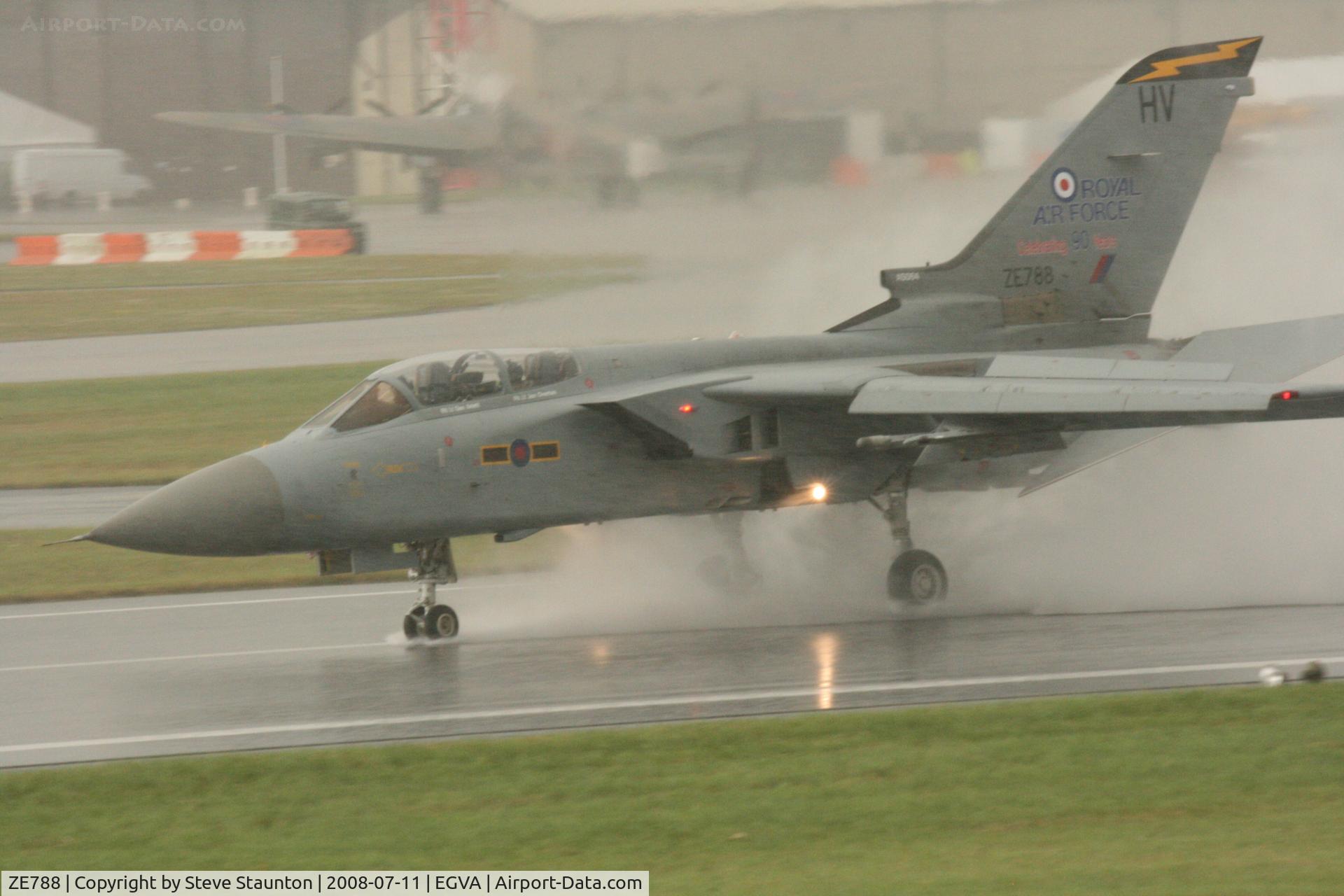 ZE788, 1988 Panavia Tornado F.3 C/N 697/AS064/3313, Taken at the Royal International Air Tattoo 2008 during arrivals and departures (show days cancelled due to bad weather)