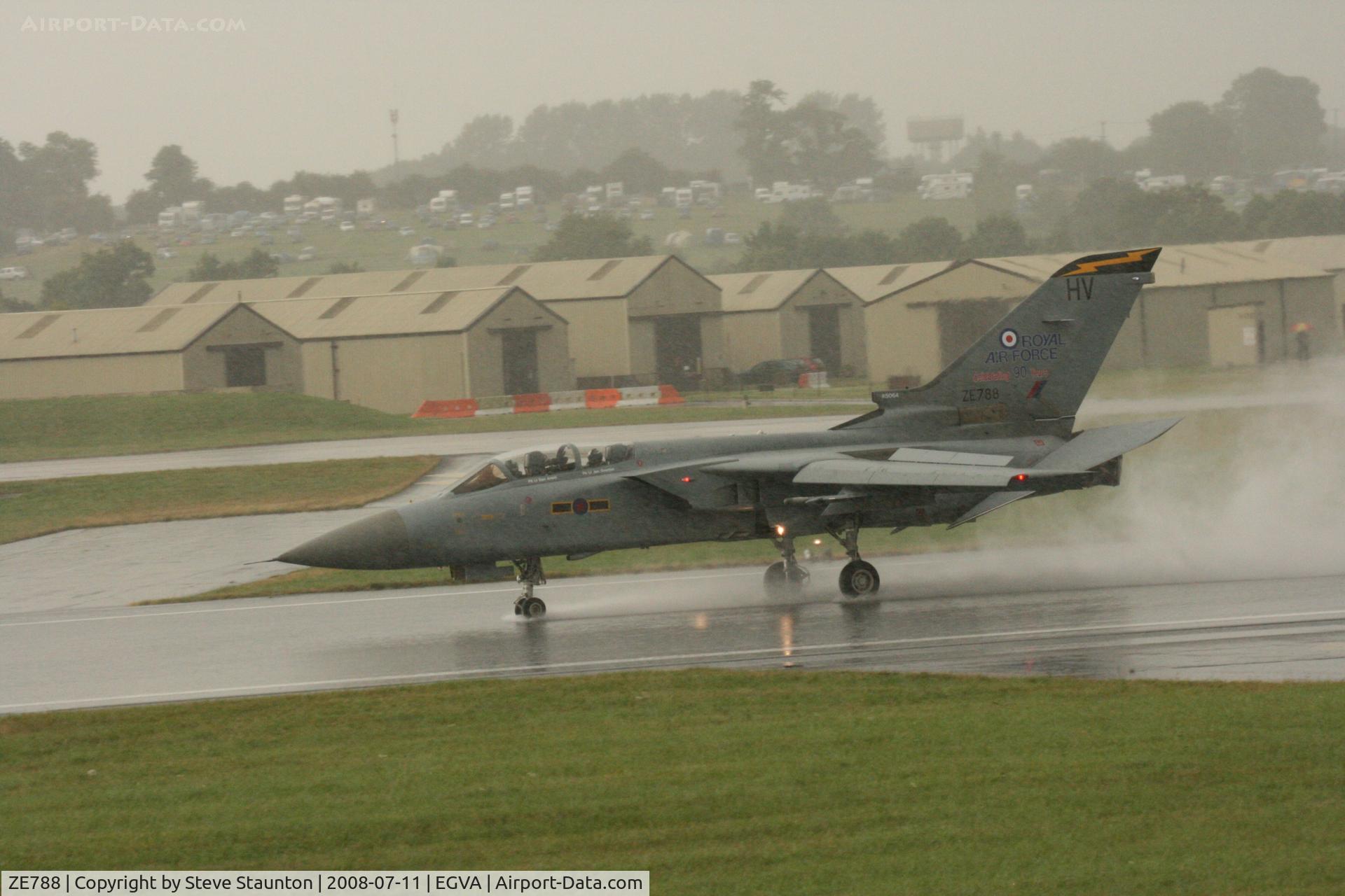 ZE788, 1988 Panavia Tornado F.3 C/N 697/AS064/3313, Taken at the Royal International Air Tattoo 2008 during arrivals and departures (show days cancelled due to bad weather)