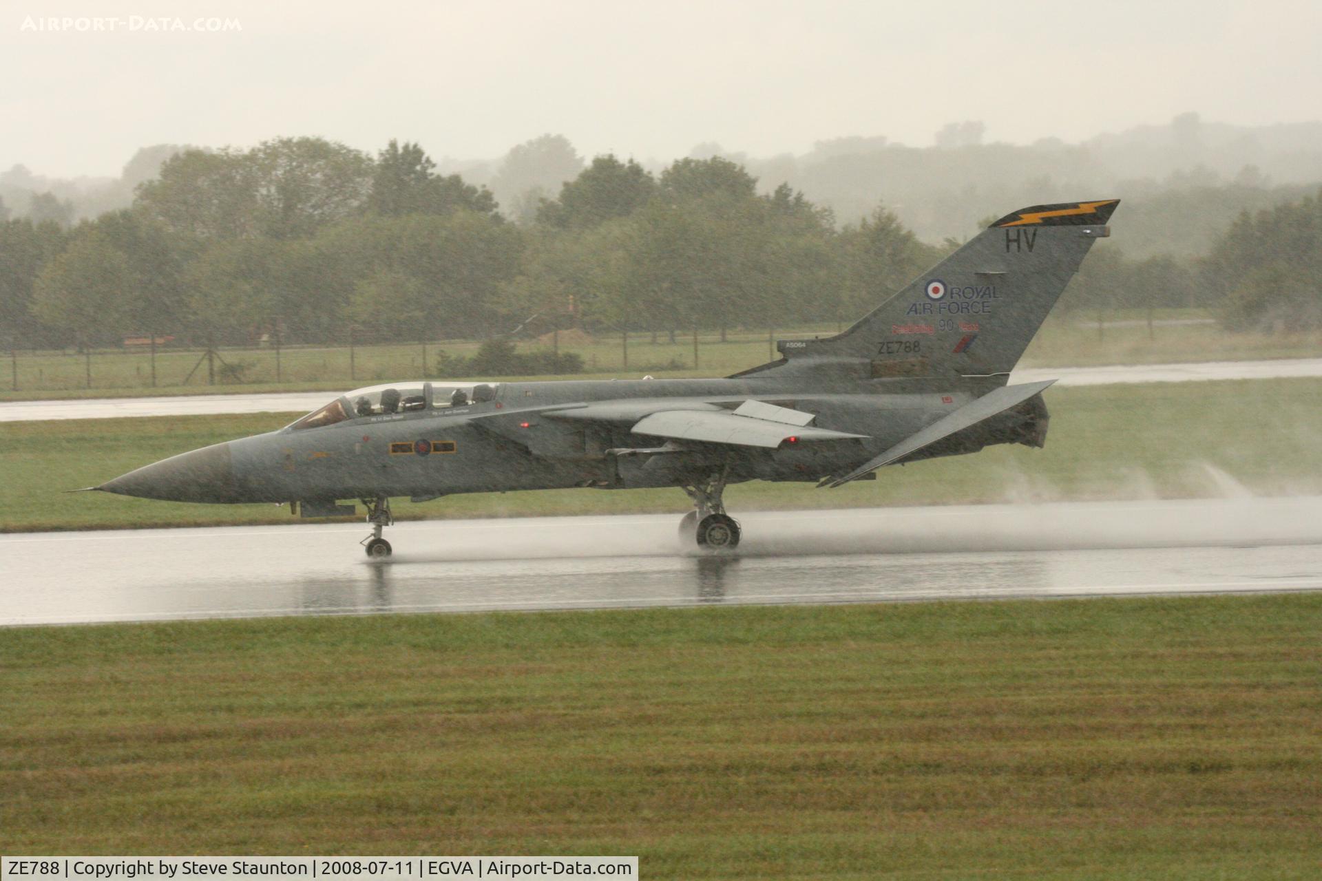 ZE788, 1988 Panavia Tornado F.3 C/N 697/AS064/3313, Taken at the Royal International Air Tattoo 2008 during arrivals and departures (show days cancelled due to bad weather)