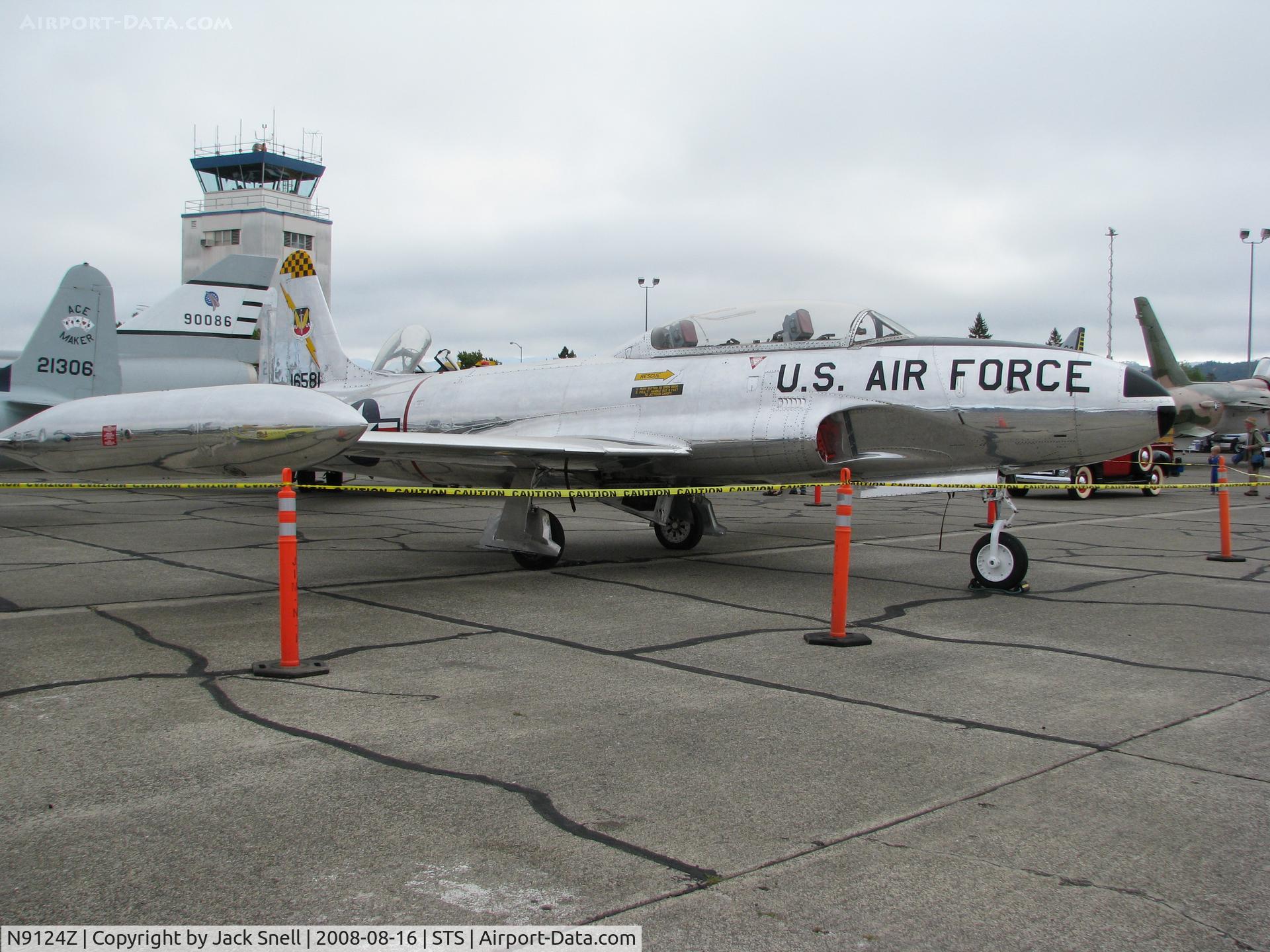 N9124Z, 1951 Lockheed T-33B Shooting Star C/N 580-5915, Displayed at the 2008 Wings Over Wine Country Air Show