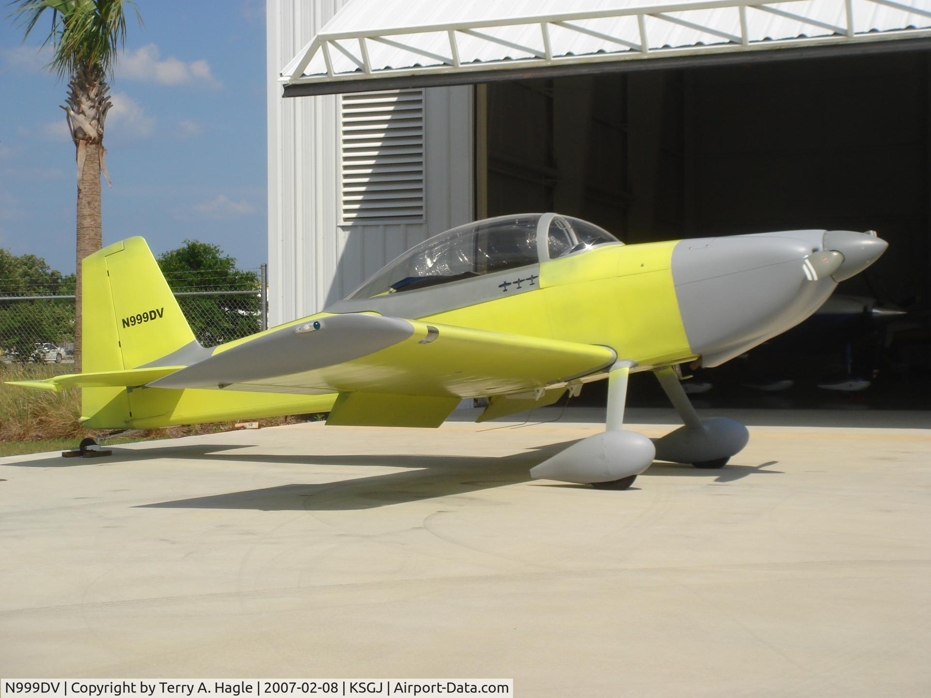 N999DV, 2007 Vans RV-8 C/N 81596, In Yellow Primer