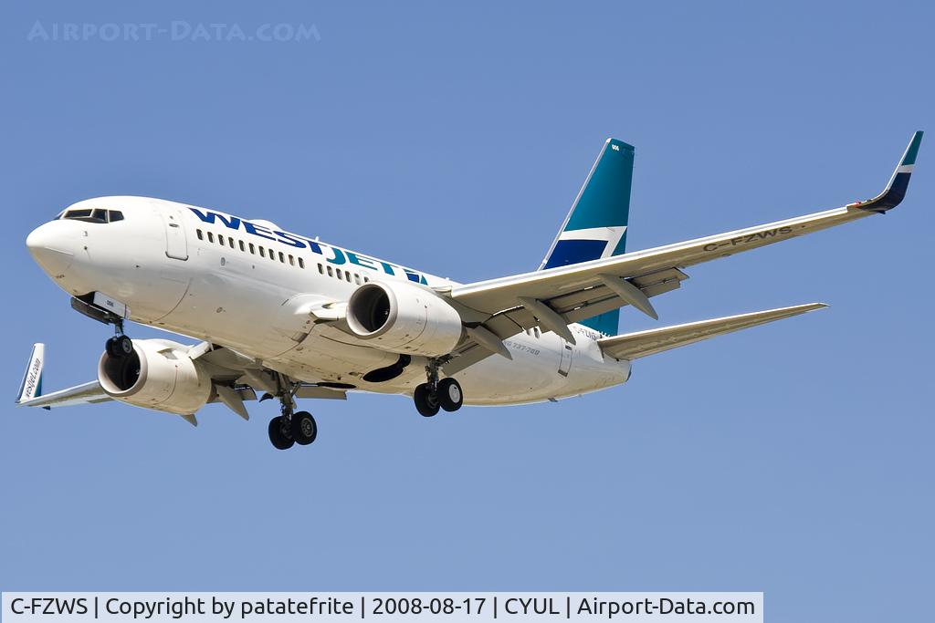 C-FZWS, 2001 Boeing 737-76N C/N 32731, On final 24R Montréal