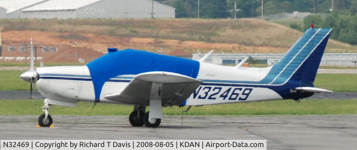 N32469, 1974 Piper PA-28R-200 C/N 28R-7535059, 1974 Piper PA-28R-200 in Danville Va.