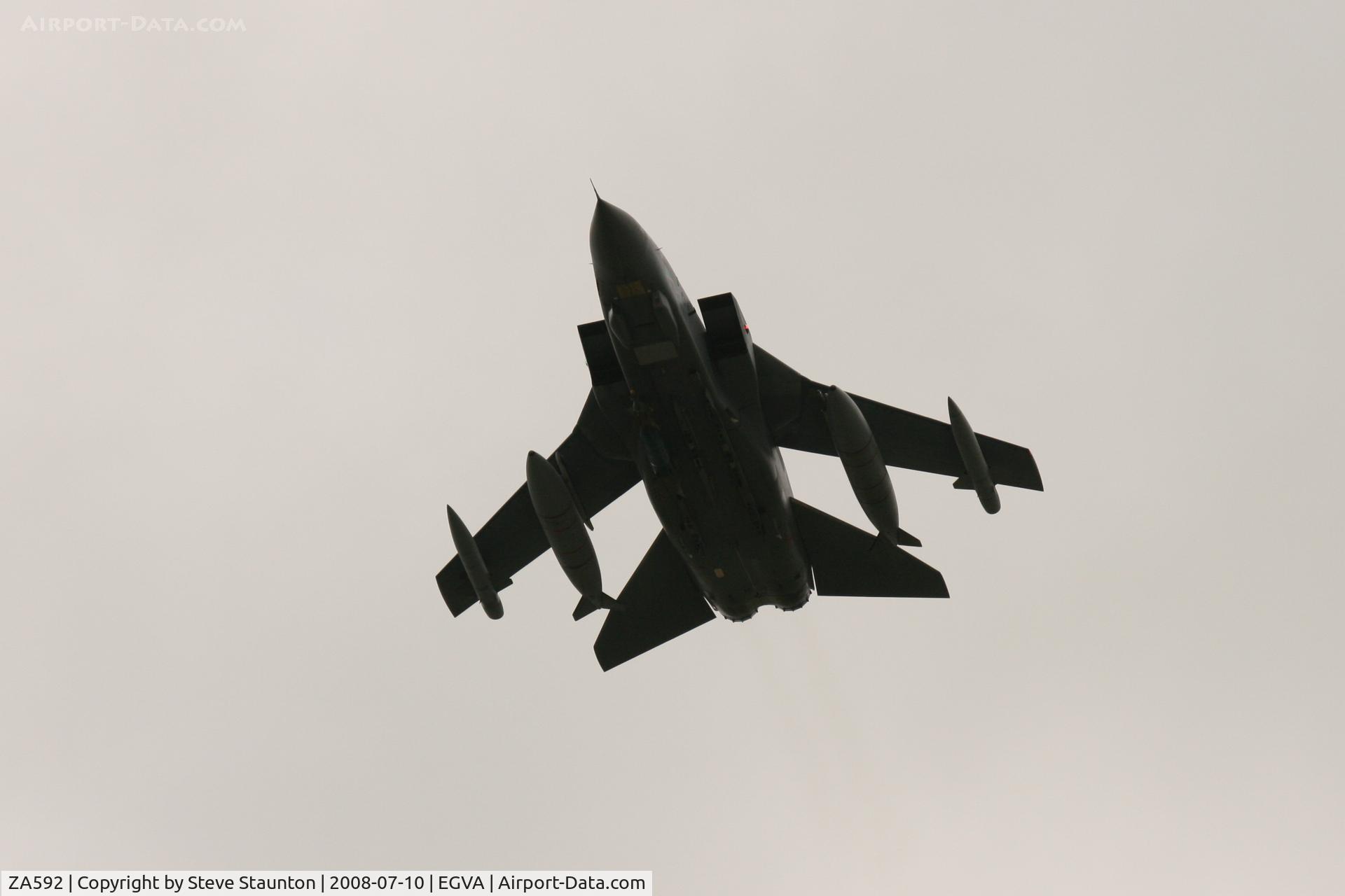 ZA592, 1982 Panavia Tornado GR.4 C/N 105/BS035/3056, Taken at the Royal International Air Tattoo 2008 during arrivals and departures (show days cancelled due to bad weather)