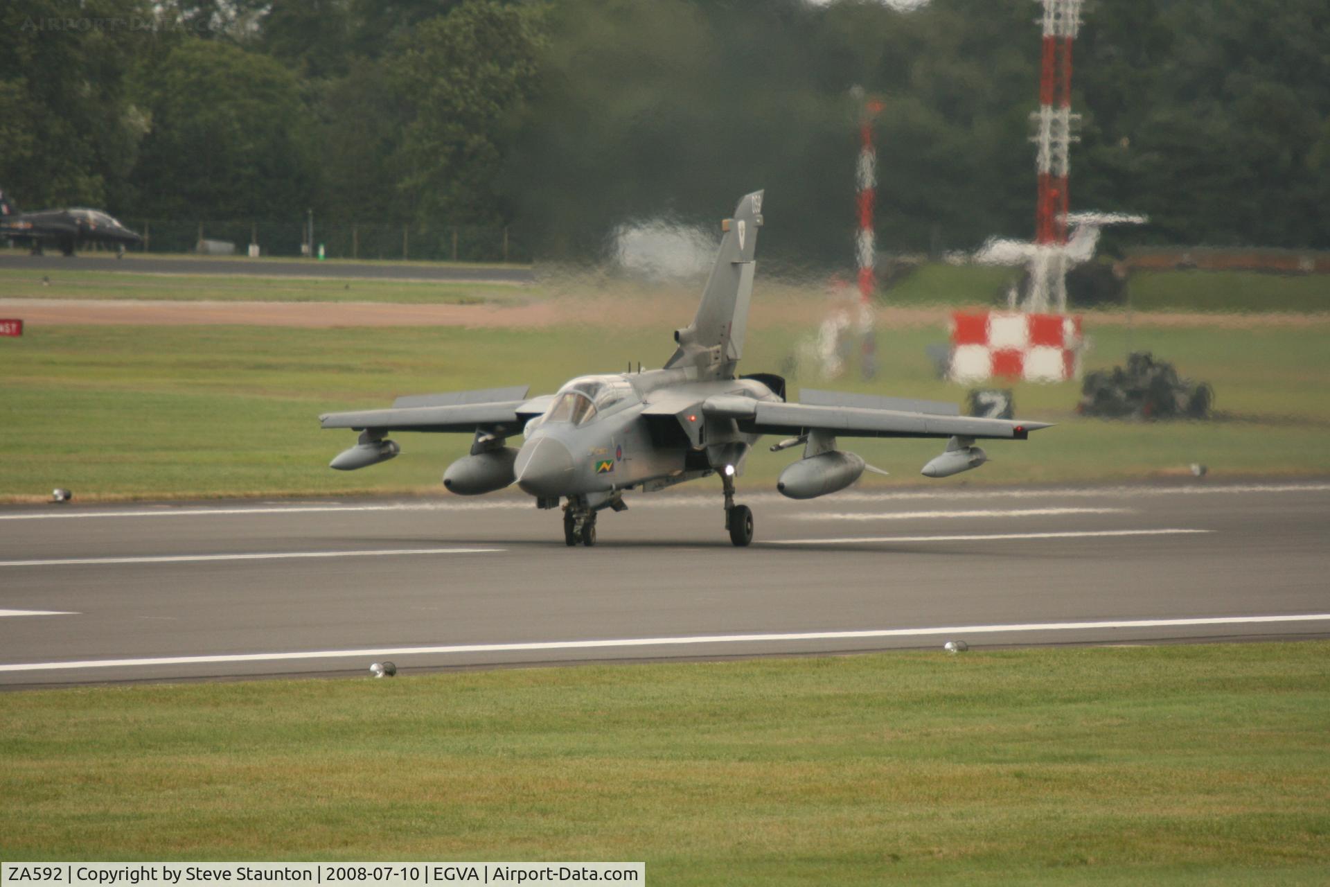ZA592, 1982 Panavia Tornado GR.4 C/N 105/BS035/3056, Taken at the Royal International Air Tattoo 2008 during arrivals and departures (show days cancelled due to bad weather)