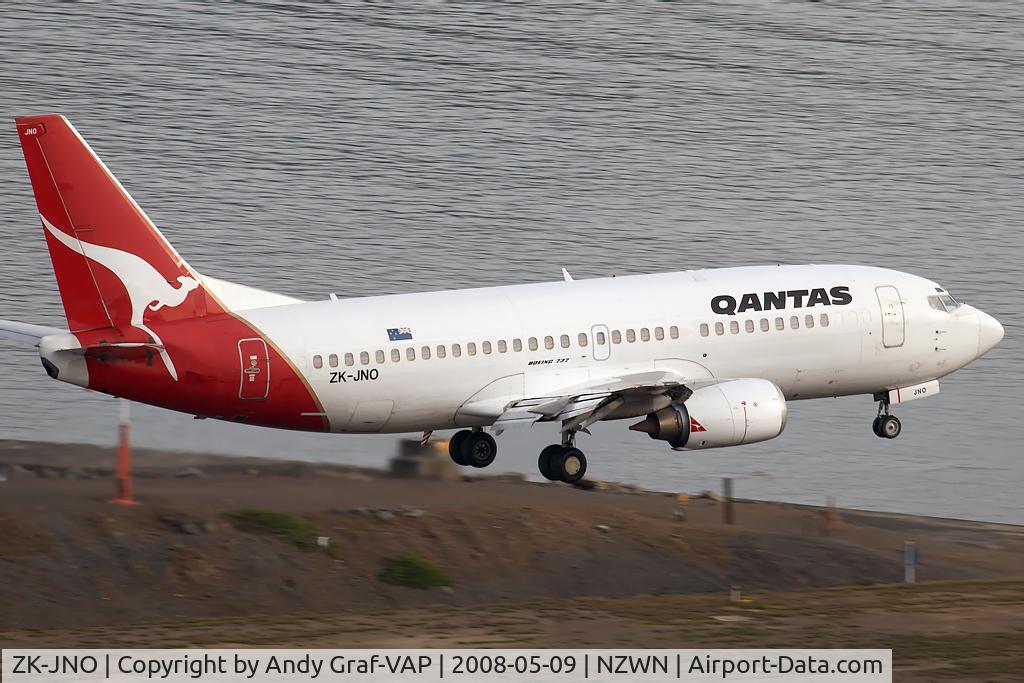 ZK-JNO, 1989 Boeing 737-376 C/N 24298, Qantas 737-300