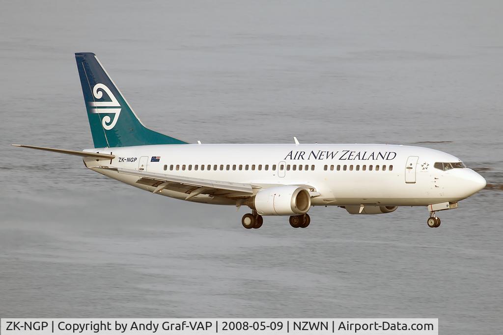 ZK-NGP, 1998 Boeing 737-33A C/N 27459, Air New Zealand 737-300