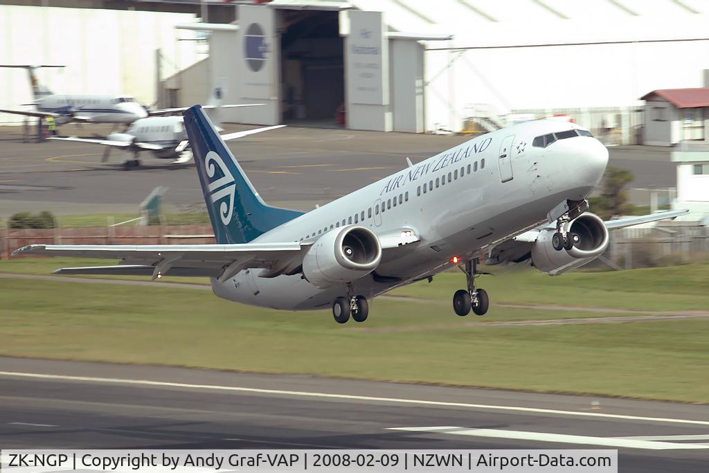 ZK-NGP, 1998 Boeing 737-33A C/N 27459, Air New Zealand 737-300