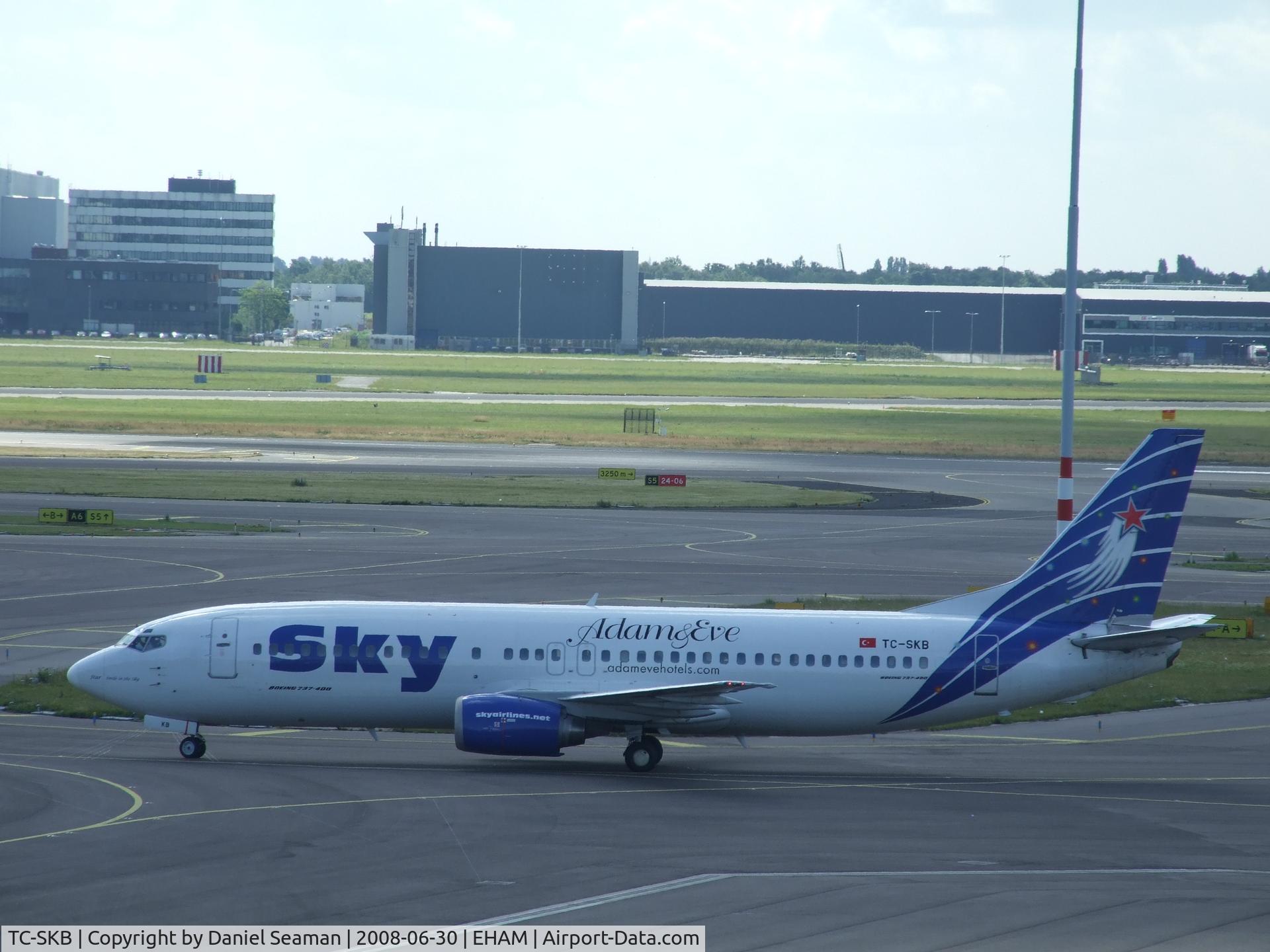 TC-SKB, 1992 Boeing 737-430 C/N 27004, don't come into britan
