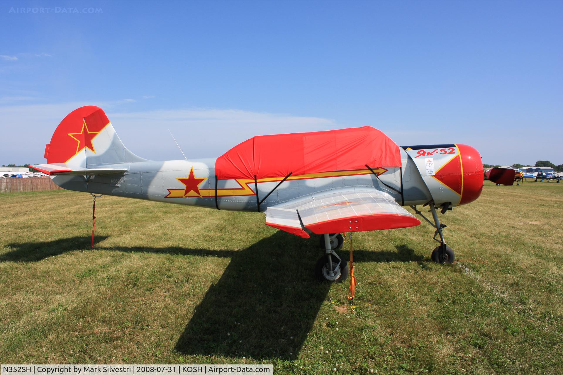 N352SH, 1985 Yakovlev (Aerostar) Yak-52 C/N 855704, Oshkosh 2008