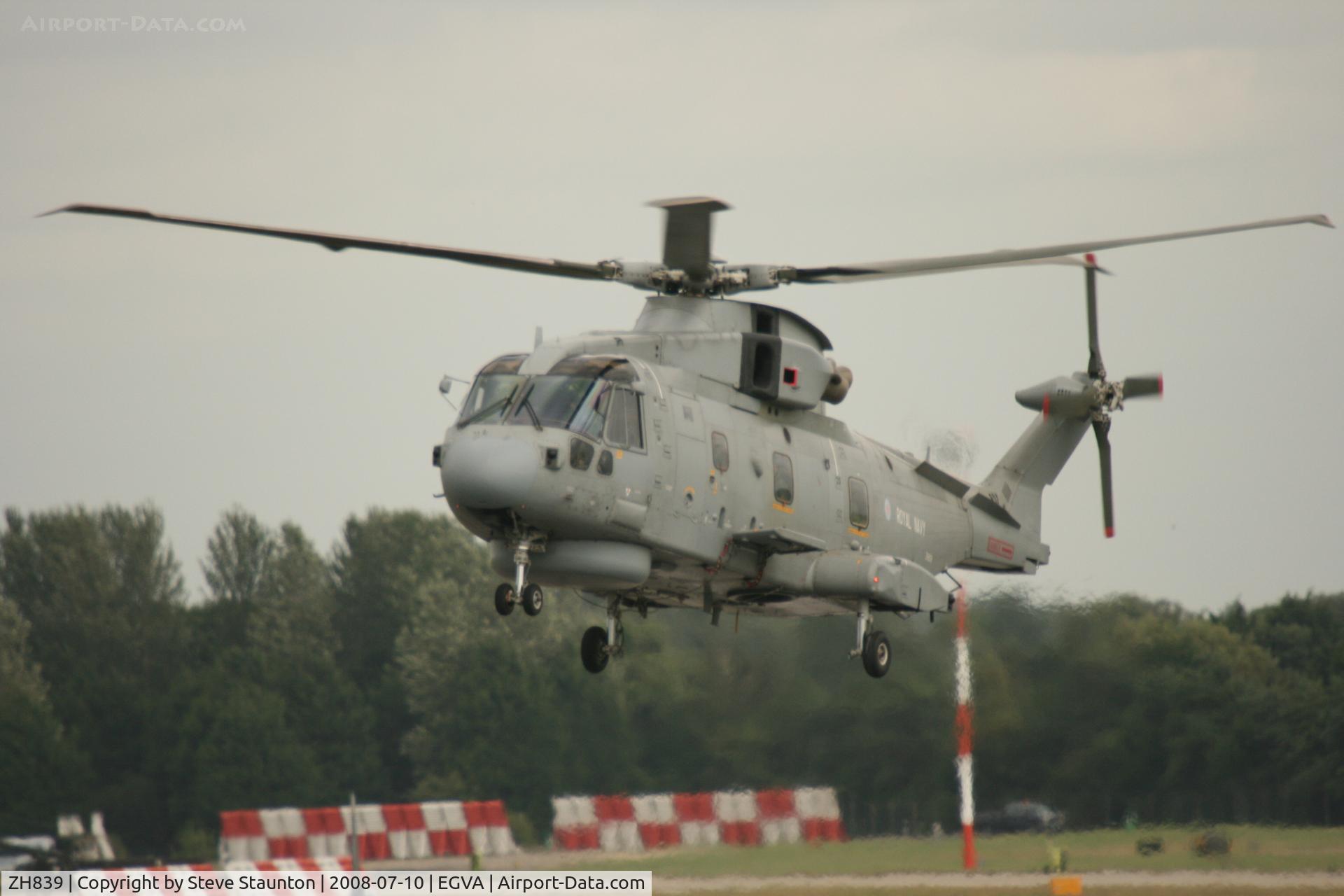 ZH839, 1999 AgustaWestland EH-101 Merlin HM.1 C/N 50081/RN19, Taken at the Royal International Air Tattoo 2008 during arrivals and departures (show days cancelled due to bad weather)