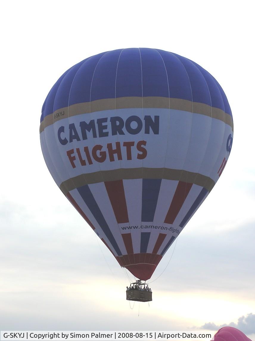 G-SKYJ, 2007 Cameron Z-315 C/N 10964, Large Cameron balloon at Northampton