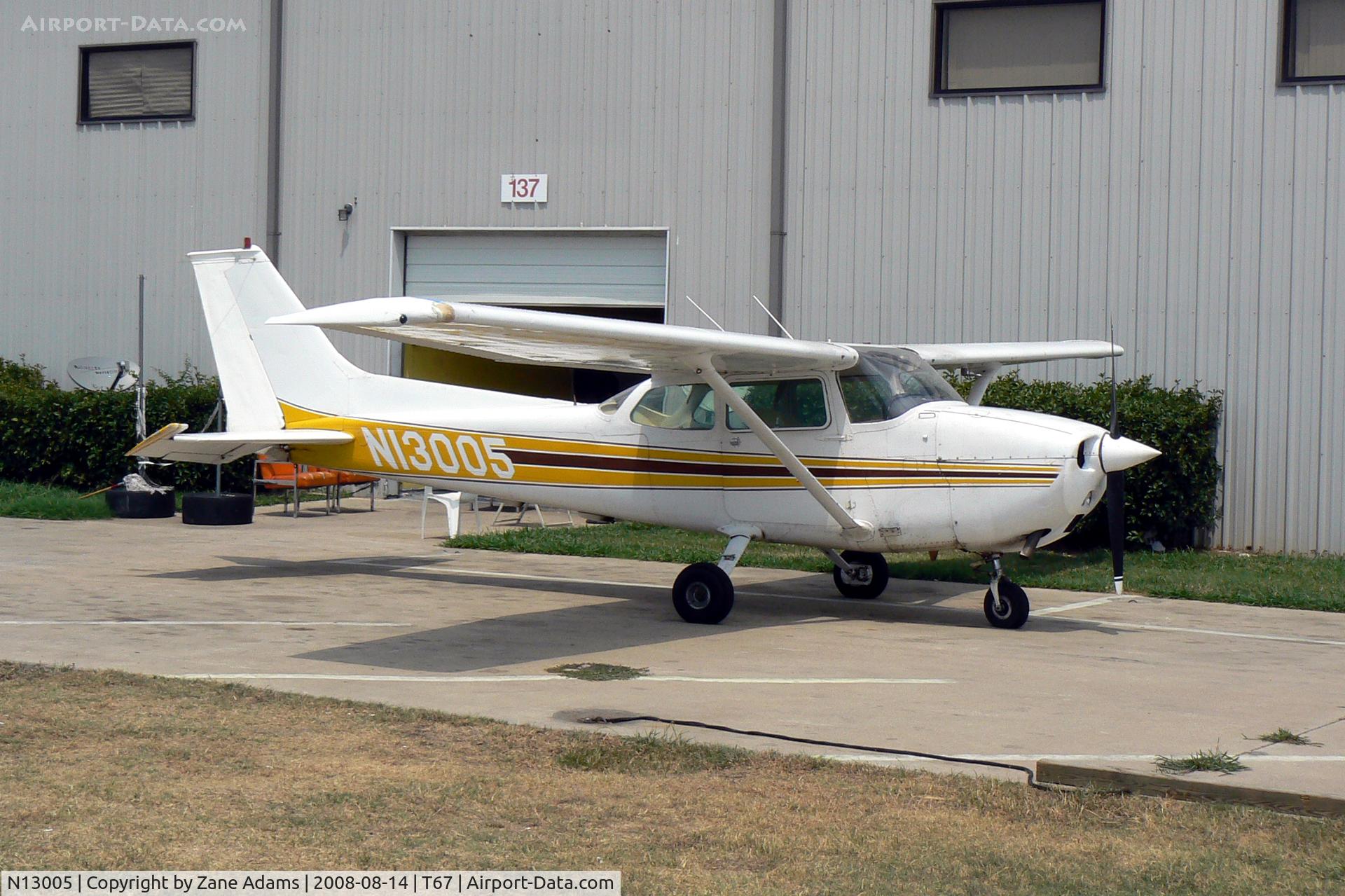 N13005, 1973 Cessna 172M C/N 17262440, At Hicks Field