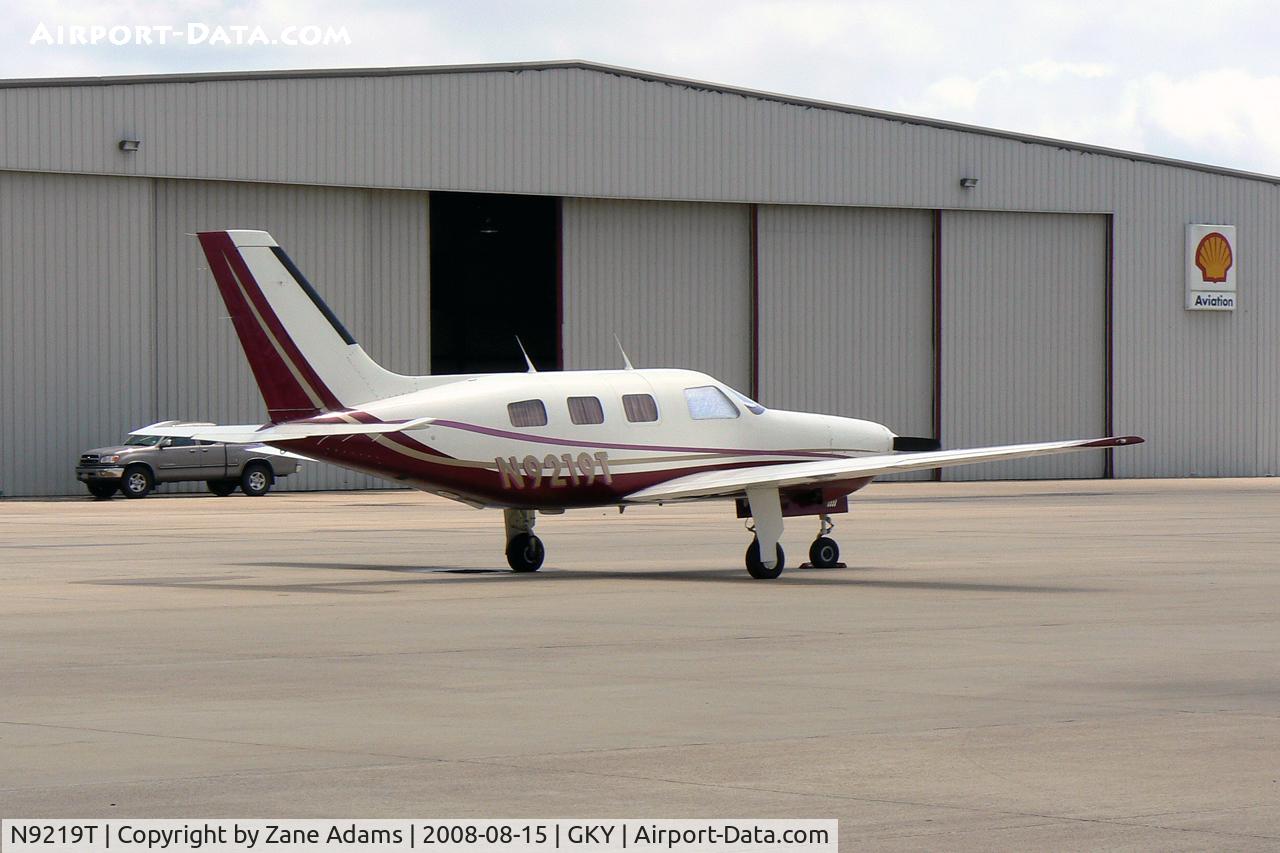 N9219T, 1985 Piper PA-46-310P Malibu C/N 46-8608015, At Arlington Municipal