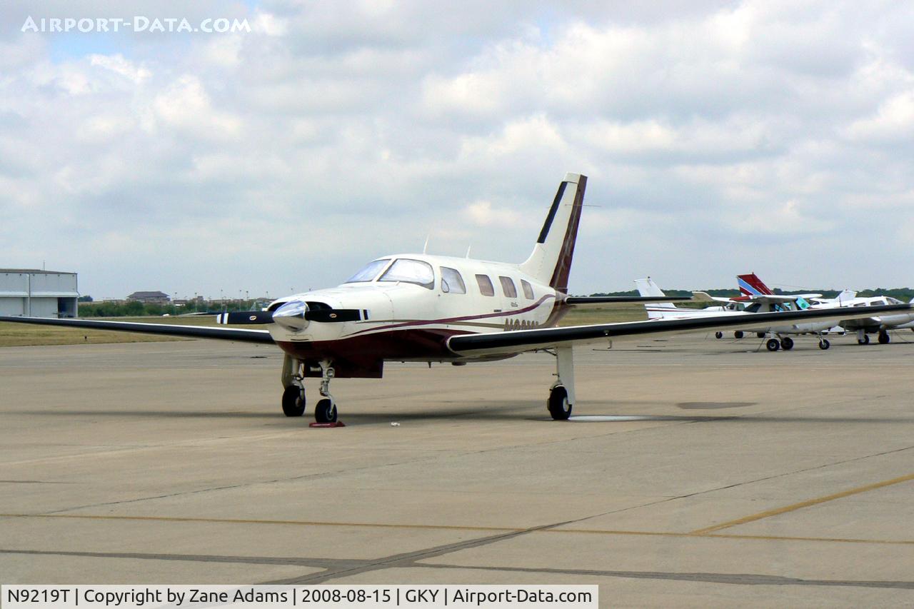 N9219T, 1985 Piper PA-46-310P Malibu C/N 46-8608015, At Arlington Municipal