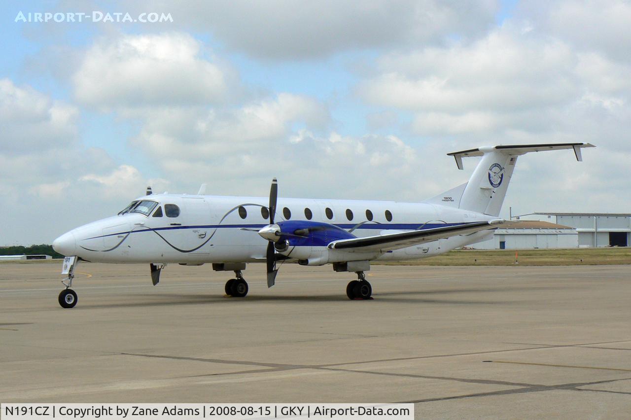 N191CZ, 1986 Beech 1900C C/N UB-59, At Arlington Municipal