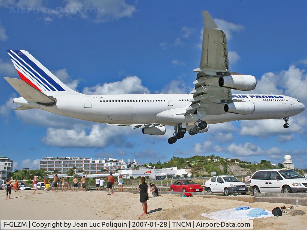 F-GLZM, 1998 Airbus A340-313X C/N 237, Over Maho Beach