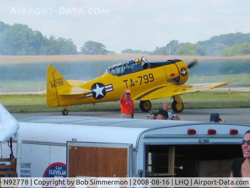 N92778, North American AT-6G Texan C/N 182-486 (51-14799), Preparing for a demonstration flight at Wings of Victory airshow - Lancaster, Ohio