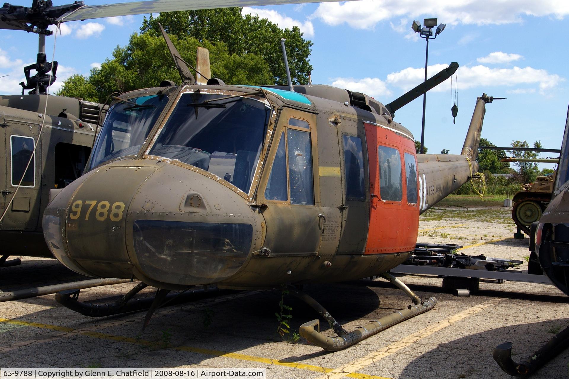 65-9788, 1965 Bell UH-1H Iroquois C/N 4832, At the Russell Military Museum, Russell, IL