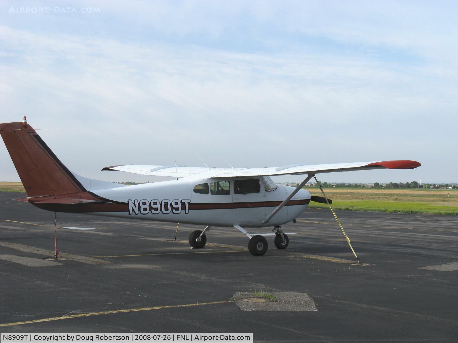 N8909T, 1960 Cessna 182C Skylane C/N 52809, 1960 Cessna 182C SKYLANE, Continental O-470-S 230 Hp
