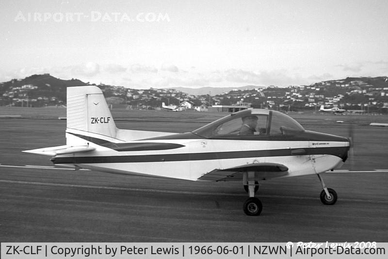 ZK-CLF, Victa Airtourer 115 C/N 121, Wellington AC, Rongotai