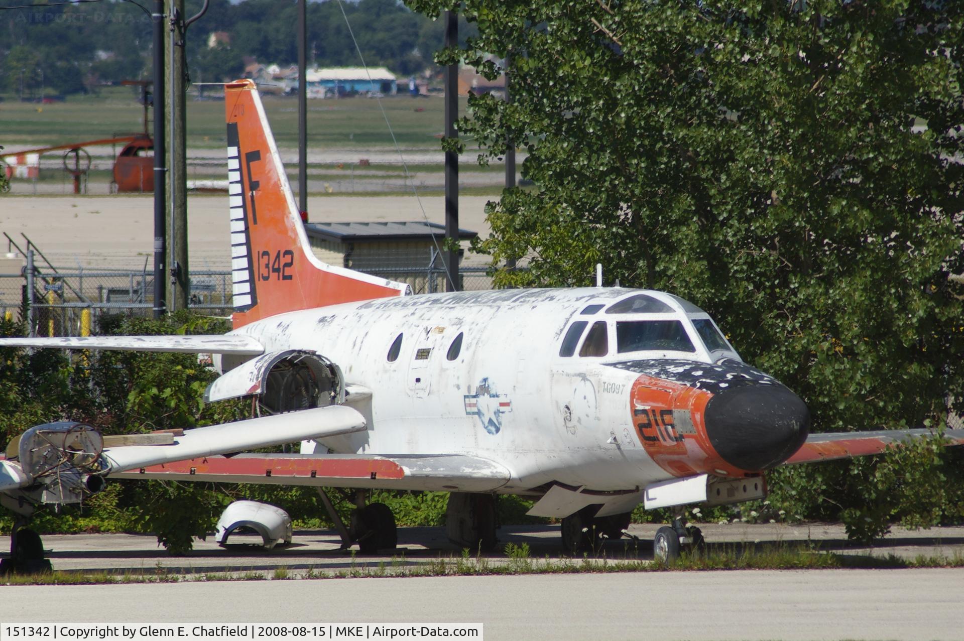 151342, 1963 North American T-39D Sabreliner C/N 285-31, Maintenance training