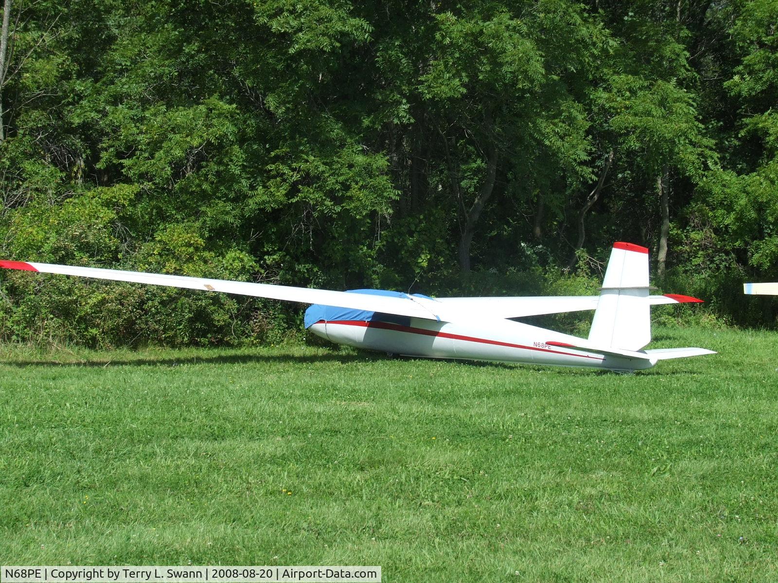 N68PE, Let L-13 Blanik C/N 173160, Parked at Smith Field, Cambria, NY.