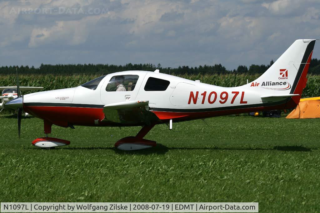 N1097L, 2008 Cessna LC42-550FG C/N 421006, visitor