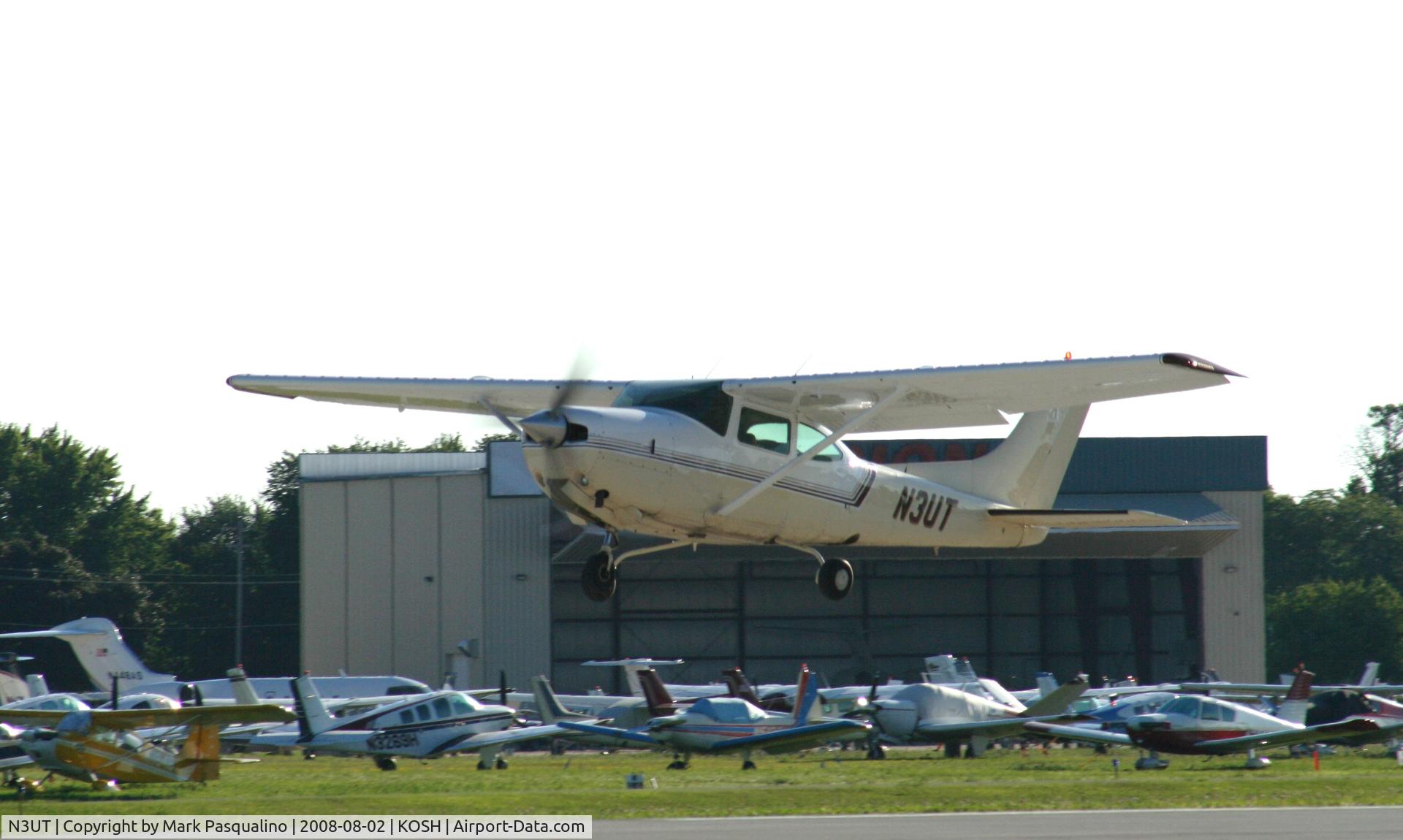 N3UT, 1978 Cessna TR182 Turbo Skylane RG C/N R18200702, Cessna R182