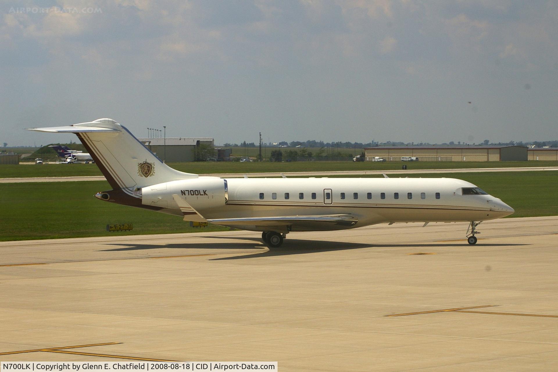 N700LK, 2006 Bombardier BD-700-1A10 Global 5000 C/N 9192, Taxiing to Landmark FBO, as seen from my office window.