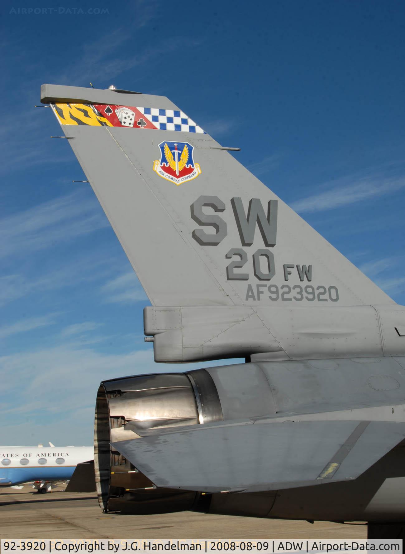 92-3920, Lockheed F-16C Fighting Falcon C/N CC-162, Tail view of 92-3920