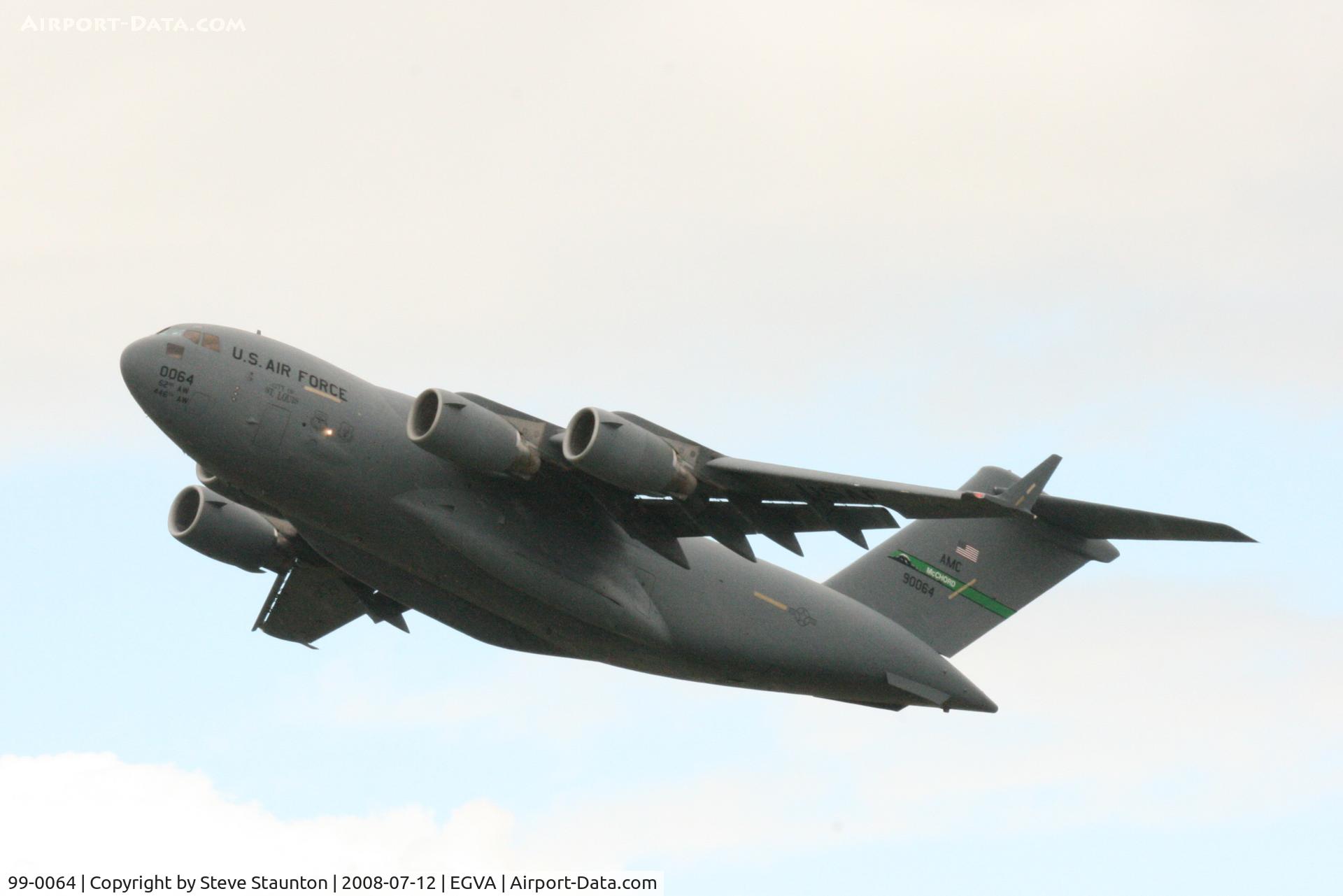 99-0064, 1999 Boeing C-17A Globemaster III C/N 50068/P-64, Taken at the Royal International Air Tattoo 2008 during arrivals and departures (show days cancelled due to bad weather)