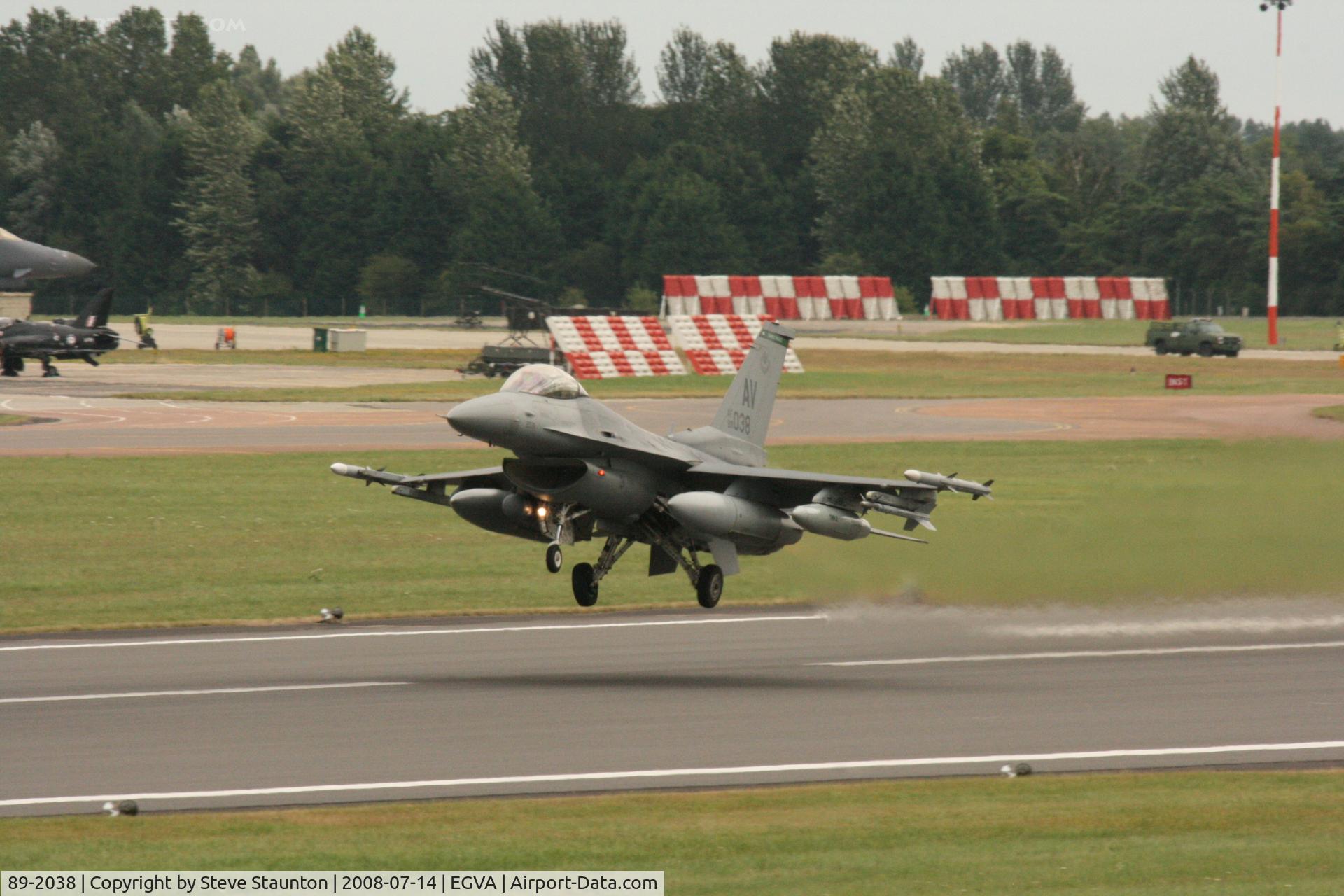 89-2038, 1989 General Dynamics F-16CG Night Falcon C/N 1C-191, Taken at the Royal International Air Tattoo 2008 during arrivals and departures (show days cancelled due to bad weather)