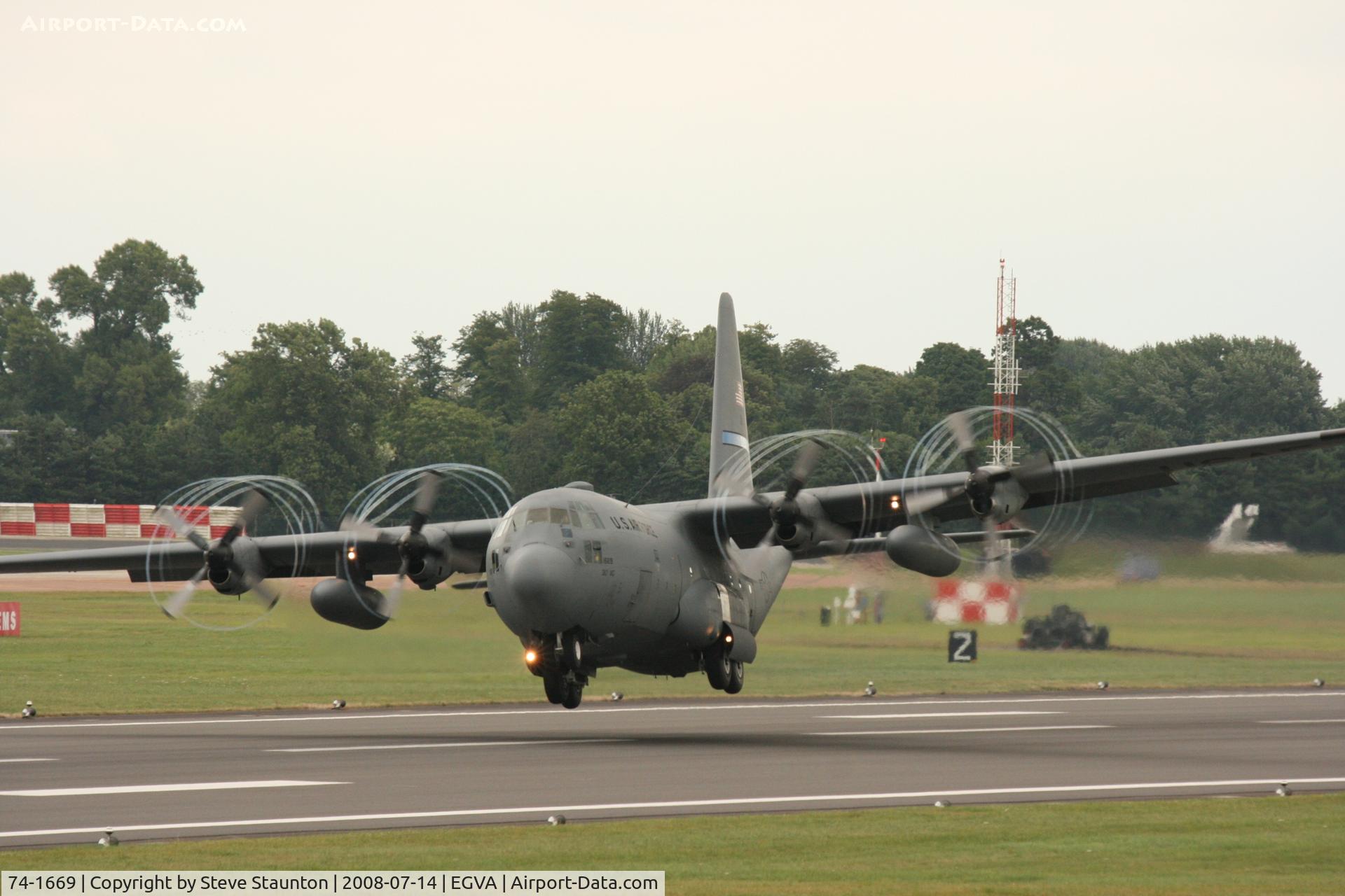 74-1669, 1974 Lockheed C-130H Hercules C/N 382-4617, Taken at the Royal International Air Tattoo 2008 during arrivals and departures (show days cancelled due to bad weather)